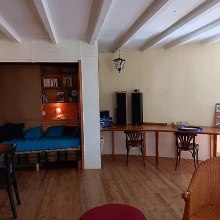 Le Grand De L'entrela Holiday home